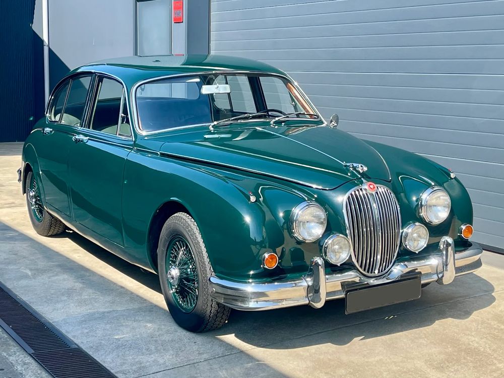 Jaguar MK II