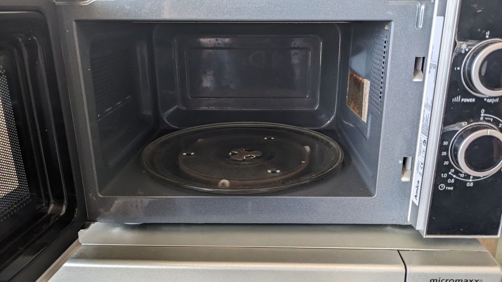 Мікрохвильова піч