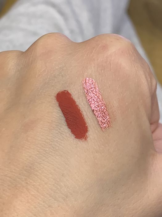 Huda Beauty Melted Shadows 2w1 płynny cień Hot Sauce / Cherry Soda