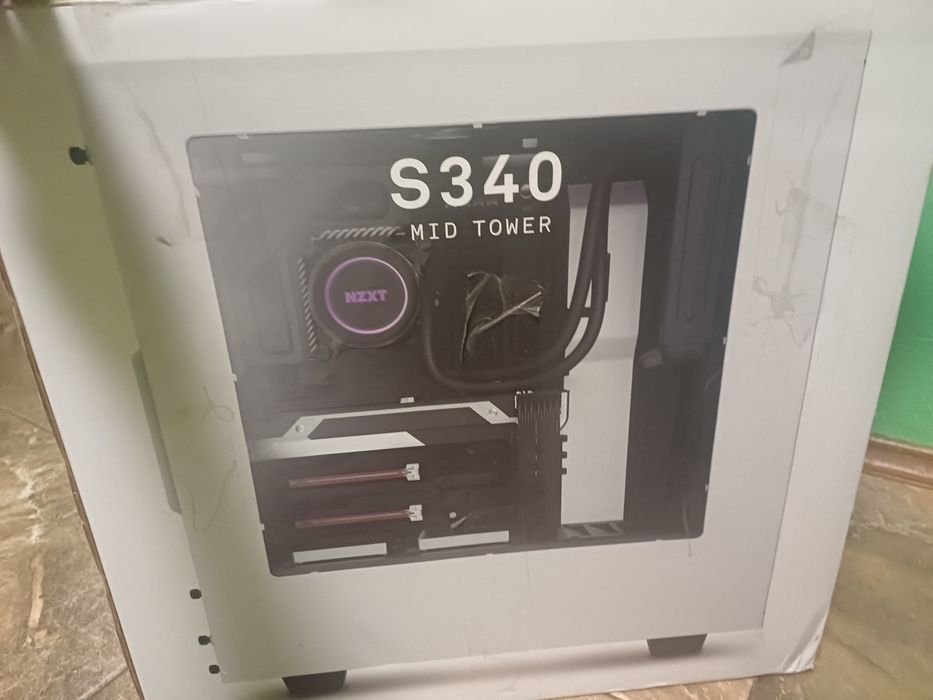 GameMax Tower / AMD Ryzen 7 2700X (8(16)ядер по 3.7-4.3GHz) / 16 GB DD