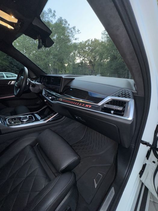 Продам Bmw X7 ix drive 40i