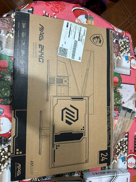 MSI Mag 244C Curvo 180Hz