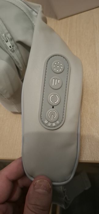 Elektryczny masażer karku i szyji