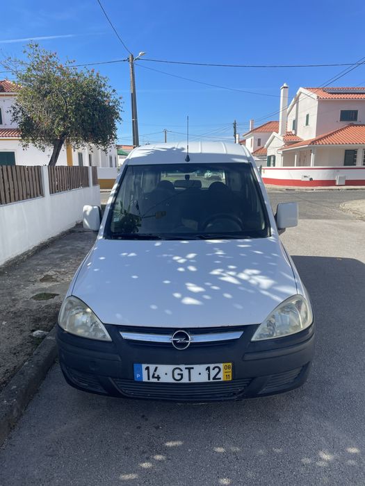 Carro Opel Combo