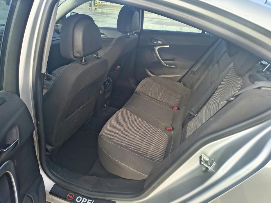 Opel Insignia A 1.6 tel . 514942227