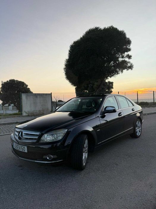 Mercedes-Benz C220 CDI Avantgarde (W204) Nacional