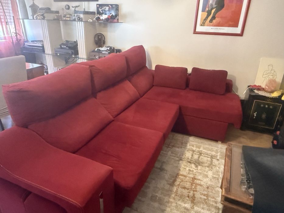 Sofá com chaise longue em bom estado