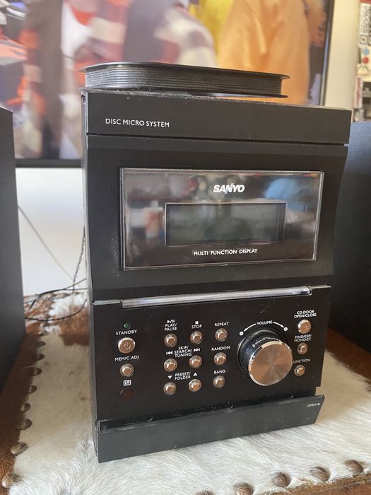 Sistema de som Sanyo