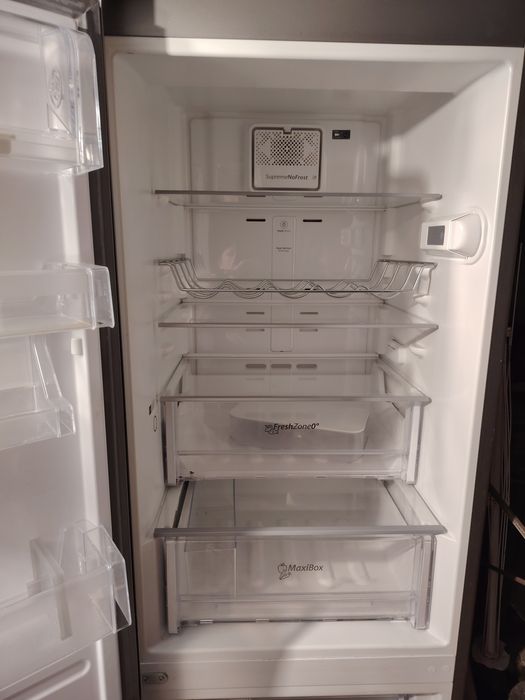 Sprzedam Lodówkę Whirlpool