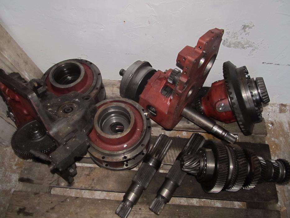 FENDT 824 częsci silnik skrzynia biegów nowe i używane.