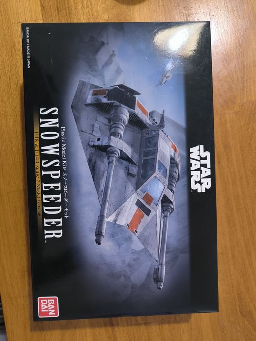 Star wars - Bandai - Snowspeeder - 2 miniaturas