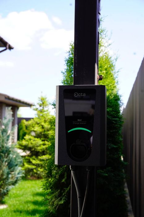 РІВНЕ ПІД КЛЮЧ - Зарядна станція для електромобілів - Зарядка 22 кВт