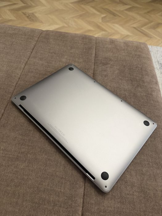 MacBook Pro 2017 13 i5 2.3/ 8GB /256 GB / 92% АКБ