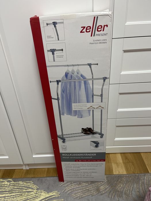 Szafa-wieszak na ubrania