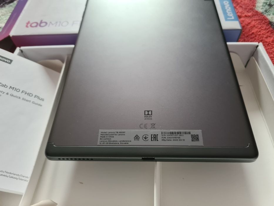 Большой планшет Lenovo TAB M10 FHD Plus. Состояние идеальное в коробке