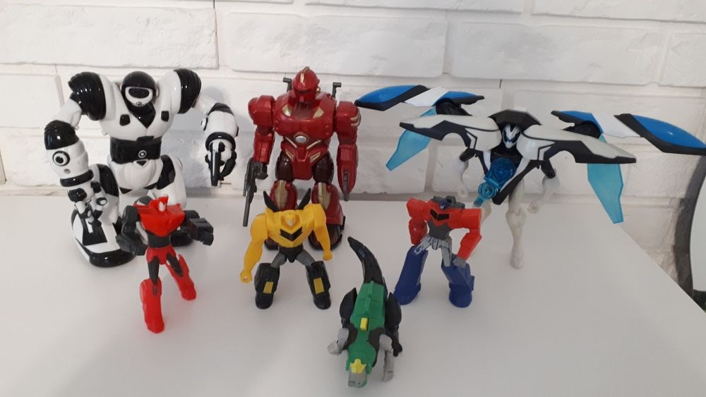 Roboty, transformersy