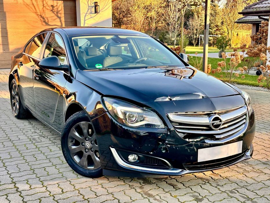 Opel Insignia 1.4 T 140 KM / Lift / Navigacja / Klimatyzacja automatyczna /