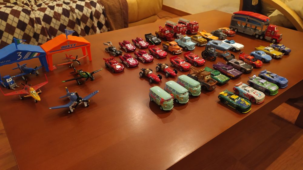 Coleçao Carros da Disney, Carros dos Cars, Originais da Mattel (Novos)