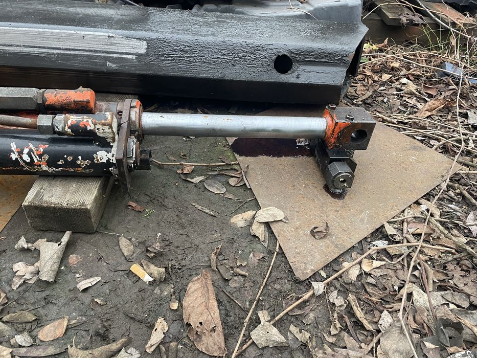 Циліндр телескопу кран маніпулятор Атлас Atlas 125