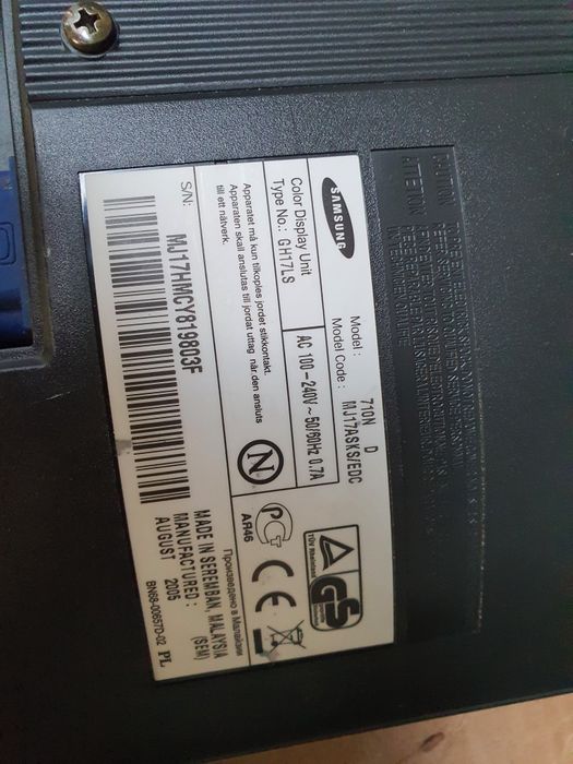 Monitor de computador a funcionar bem482707861637713921