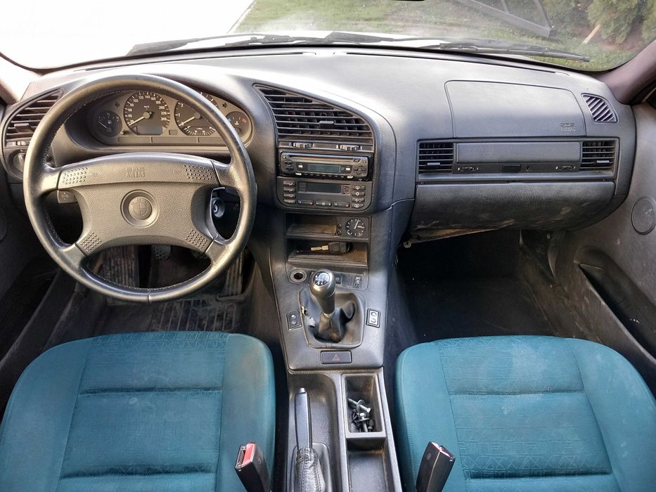 BMW e36 Sedan Kombi na części