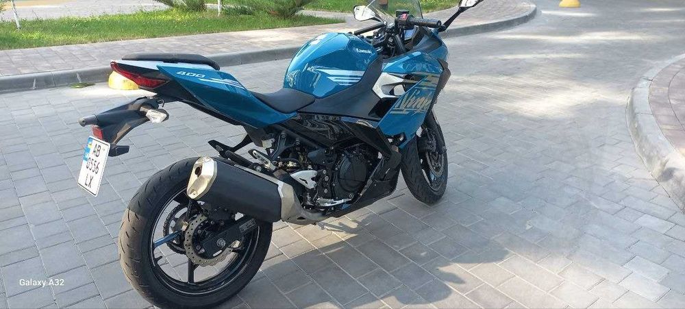Kawasaki Ninja 400