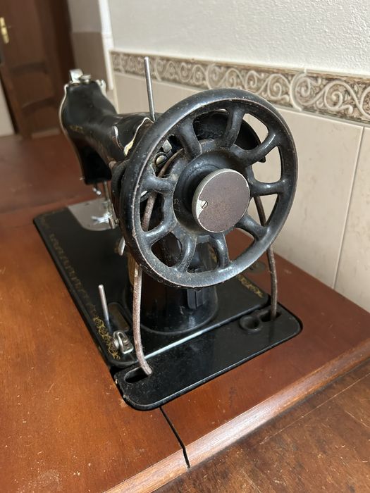 Máquina de costura Singer