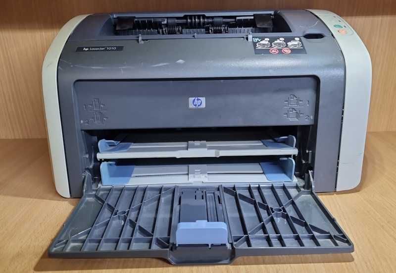 Принтер лазерний HP LaserJet 1010 USB 2.0 б/в надійний, економний