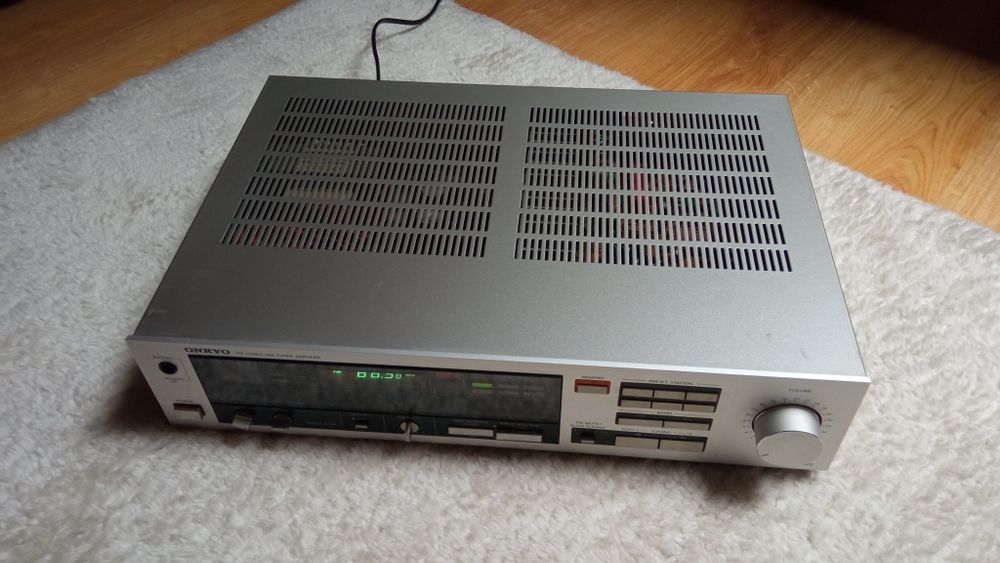 Onkyo TX-100  jak nowy 80' Japan 'amplituner