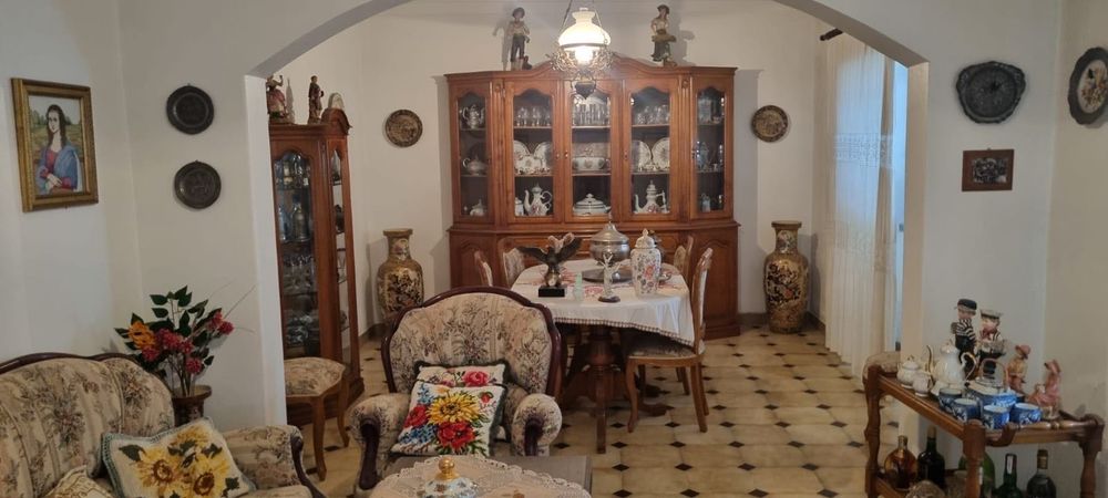 Moradia T4 em Santa Vitória – venda particular