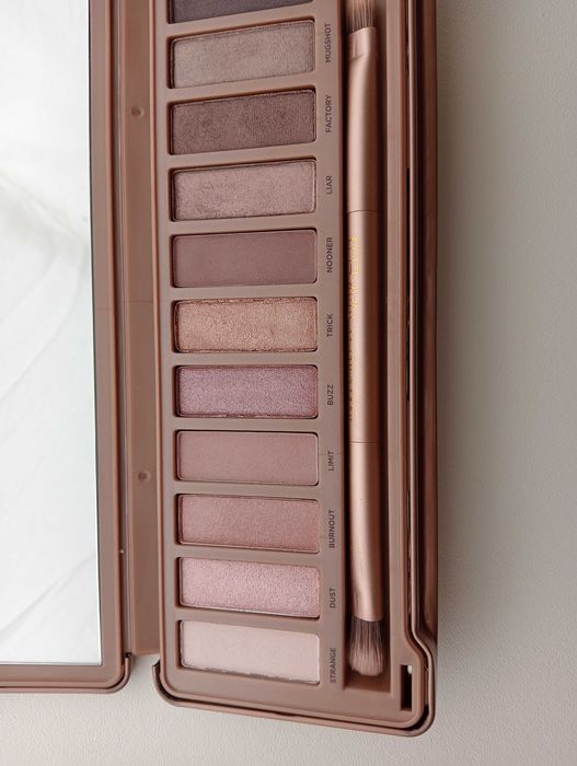 Urban Decay Naked 3