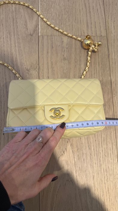 Torebka skórzana kolor jasno żółty stan idealny