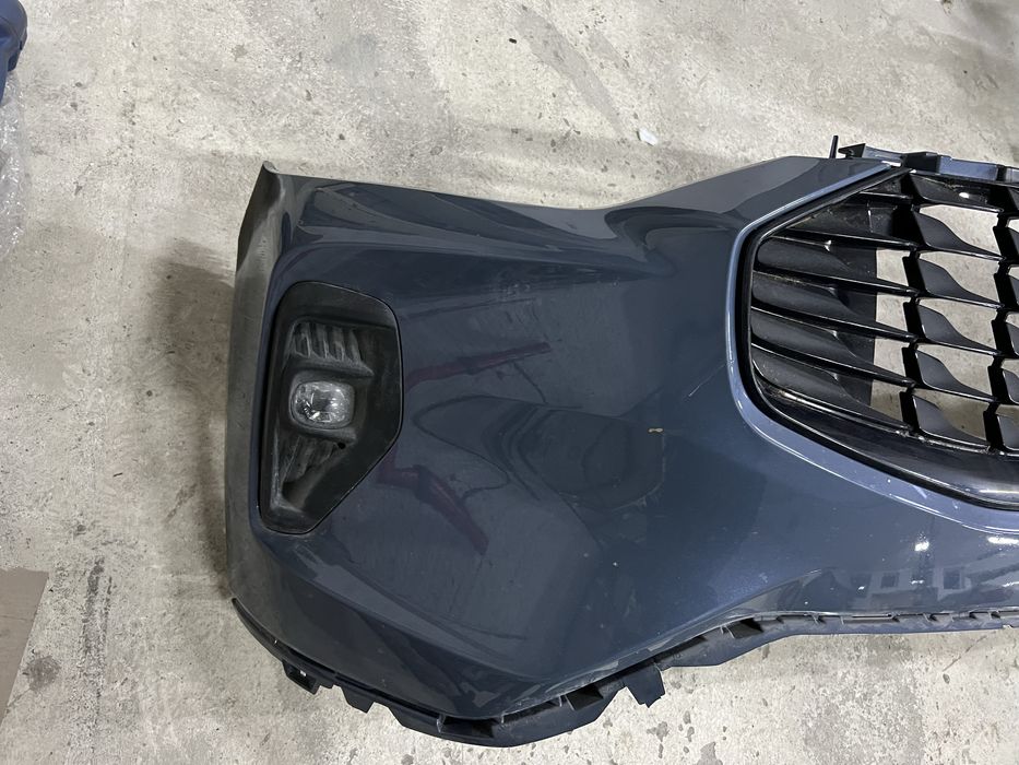 Бампер з решіткою та туманками Ford Escape MK4 / Kuga MK3 2023+