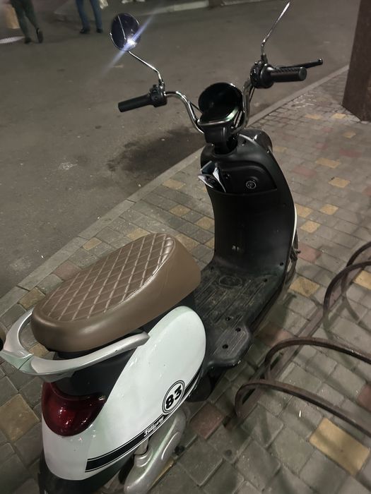 скутер Bilgery 83