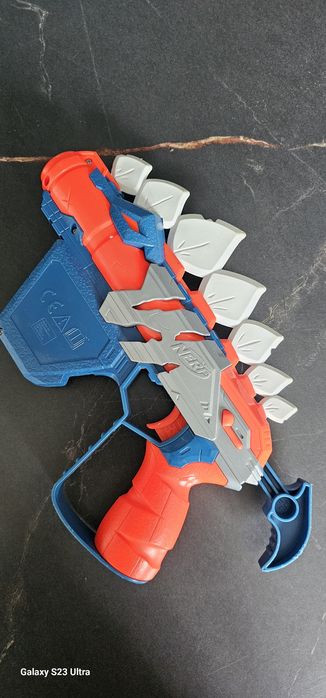 Бластер, пістолет Nerf DinoSquad Stego-Smash