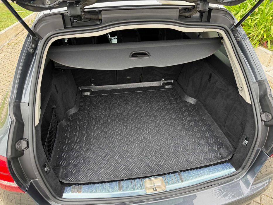 Mercedes C220d 170cv Auto. Avantgarde