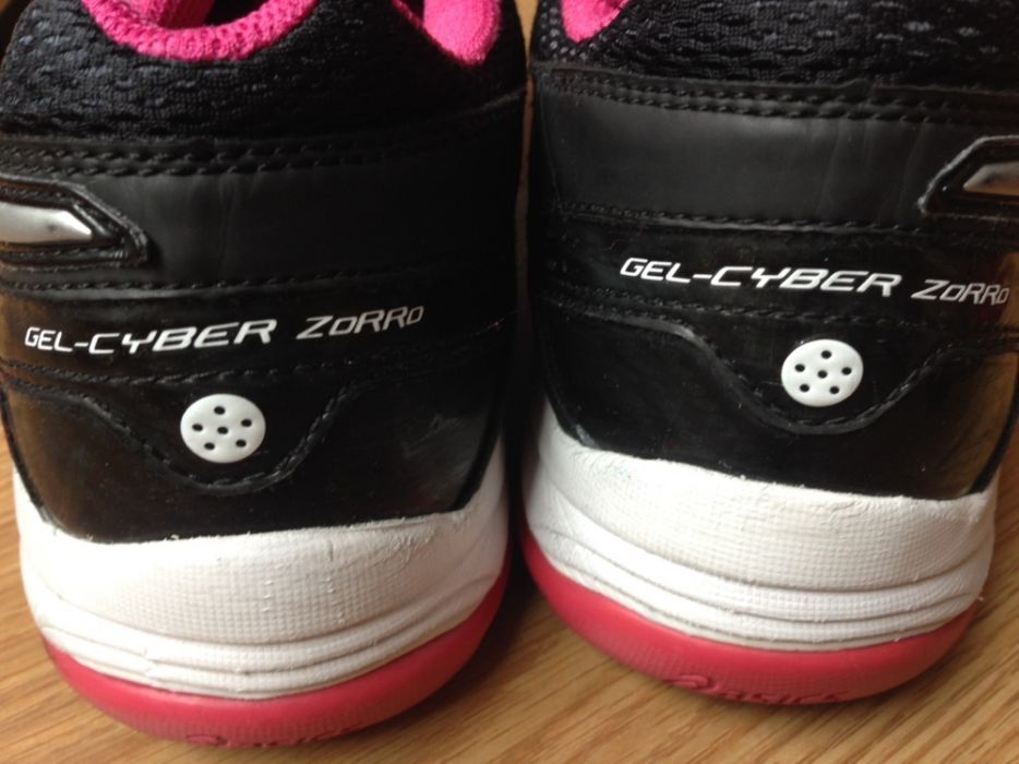 Timberland, Asics e Sabrina's