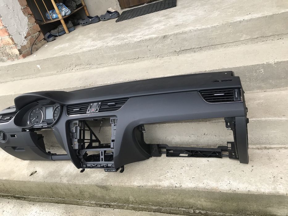 Торпеда безпека airbag Skoda octavia А5