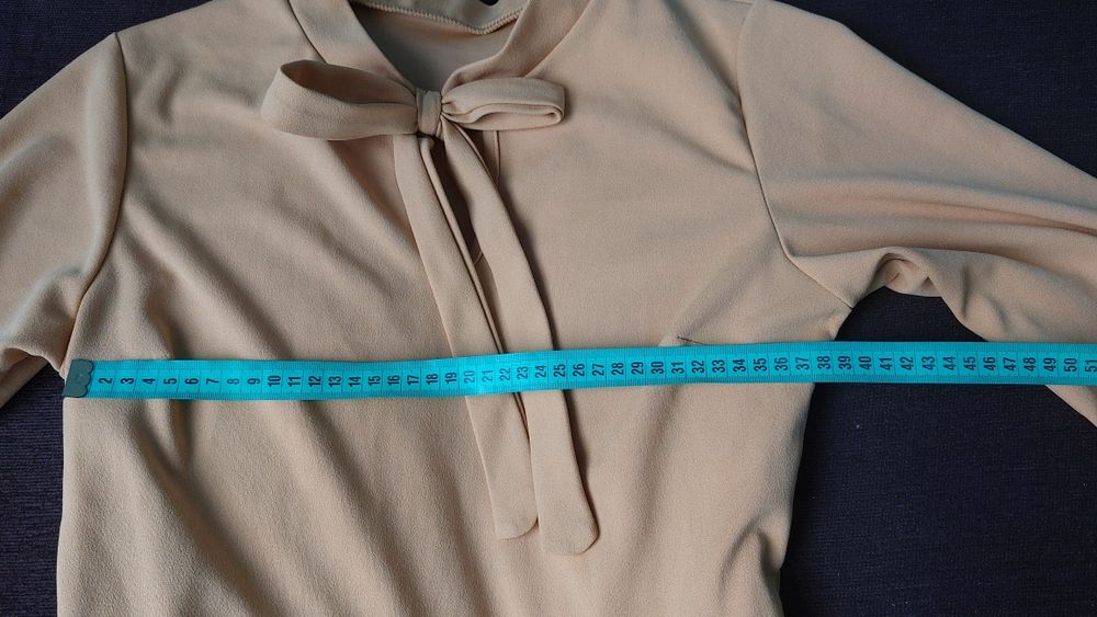 Sukienka midi plisowana