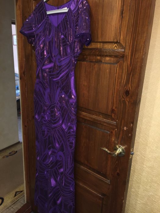 Шикарное вечернее платье