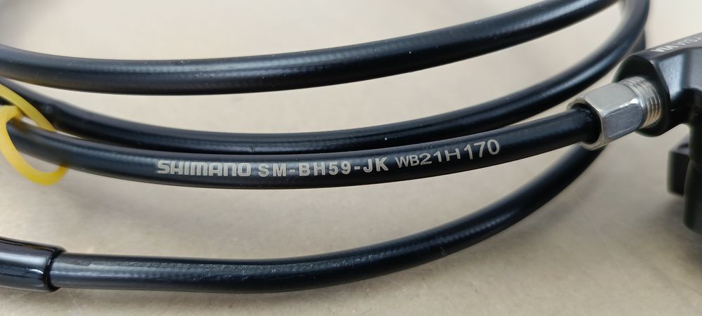 Shimano BR-UR300 zacisk hamulca z przewodem.