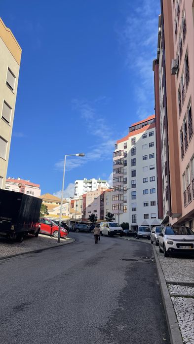 Mercearia junto ao centro comercial
