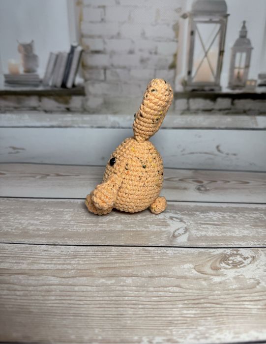Вязаная игрушка зайчик ручная работа