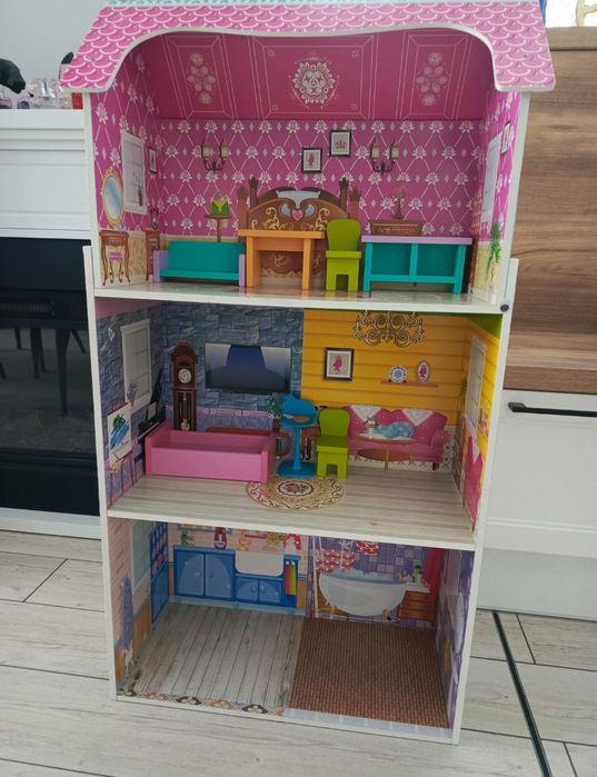 Sprzedam domek dla lalek dla dzieci do zabawy za 90zł.