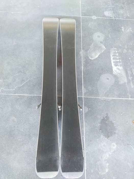 Narty Rossignol 92