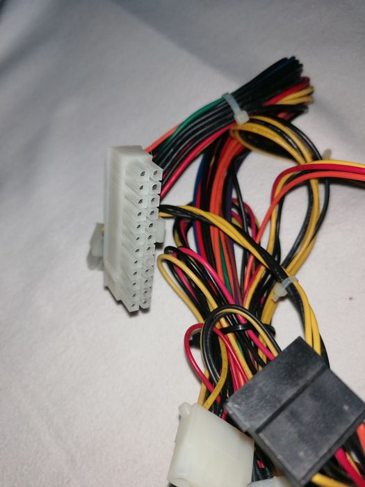 Zasilacz ATX 500W, 24pin, do komputera 2 x SATA