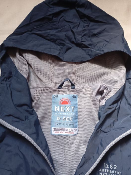 Куртка осінь дитяча 7-8 років