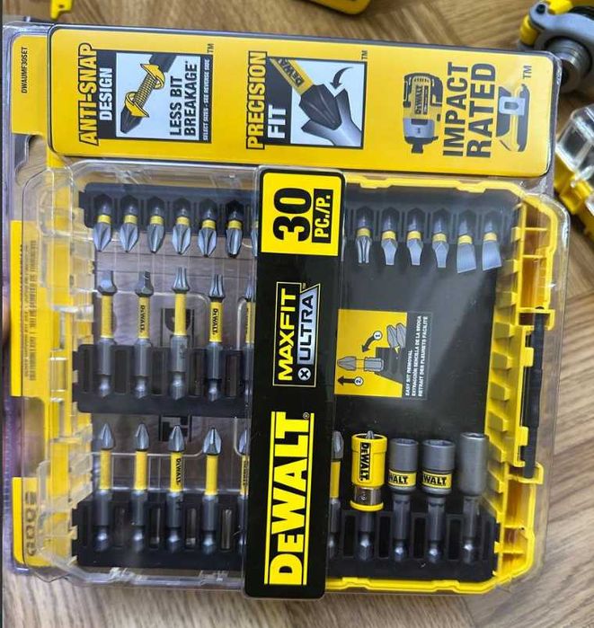 акумуляторний інструмент DeWalt