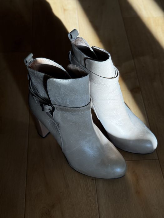 Ботинки бежевые 39р кожа италия