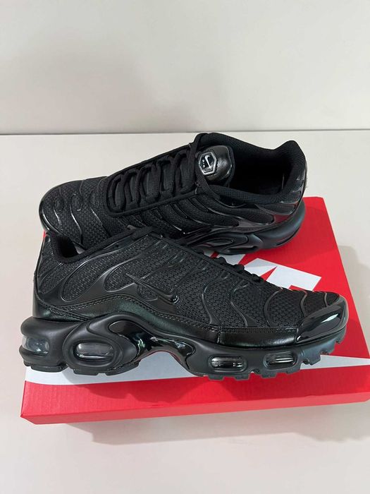 Air Max TN Plus Black R.40